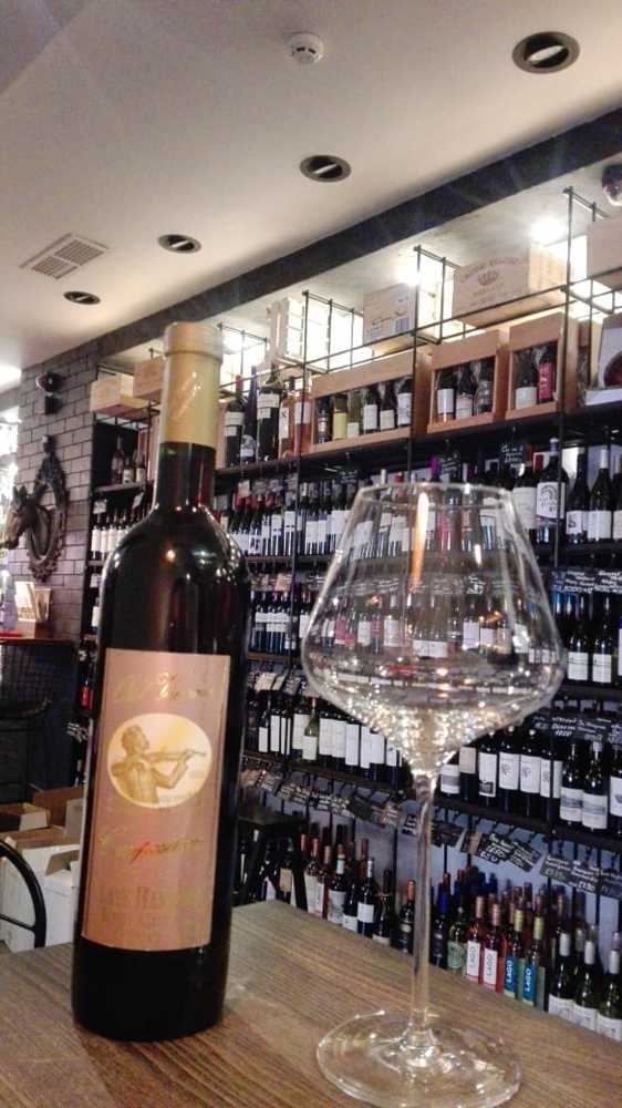 Честный рейтинг хорошего и недорого вина в сетевых магазинах