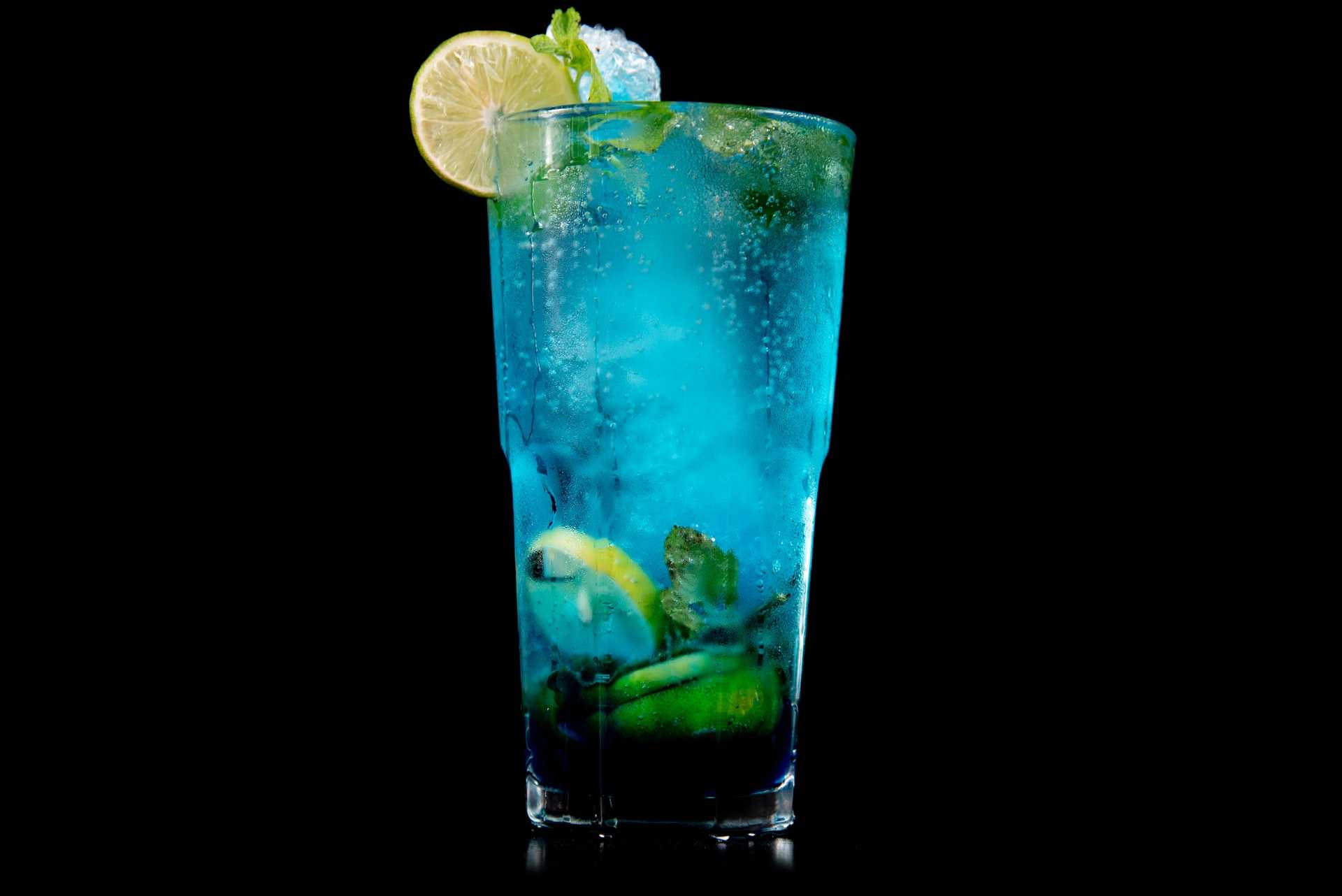 Алкогольный коктейль голубая лагуна: рецепт, состав, сколько градусов