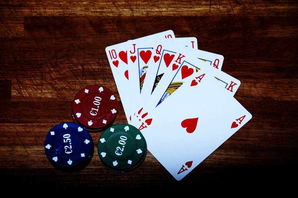 Комбинация роял флеш (royal flush) в покере - правила, картинки