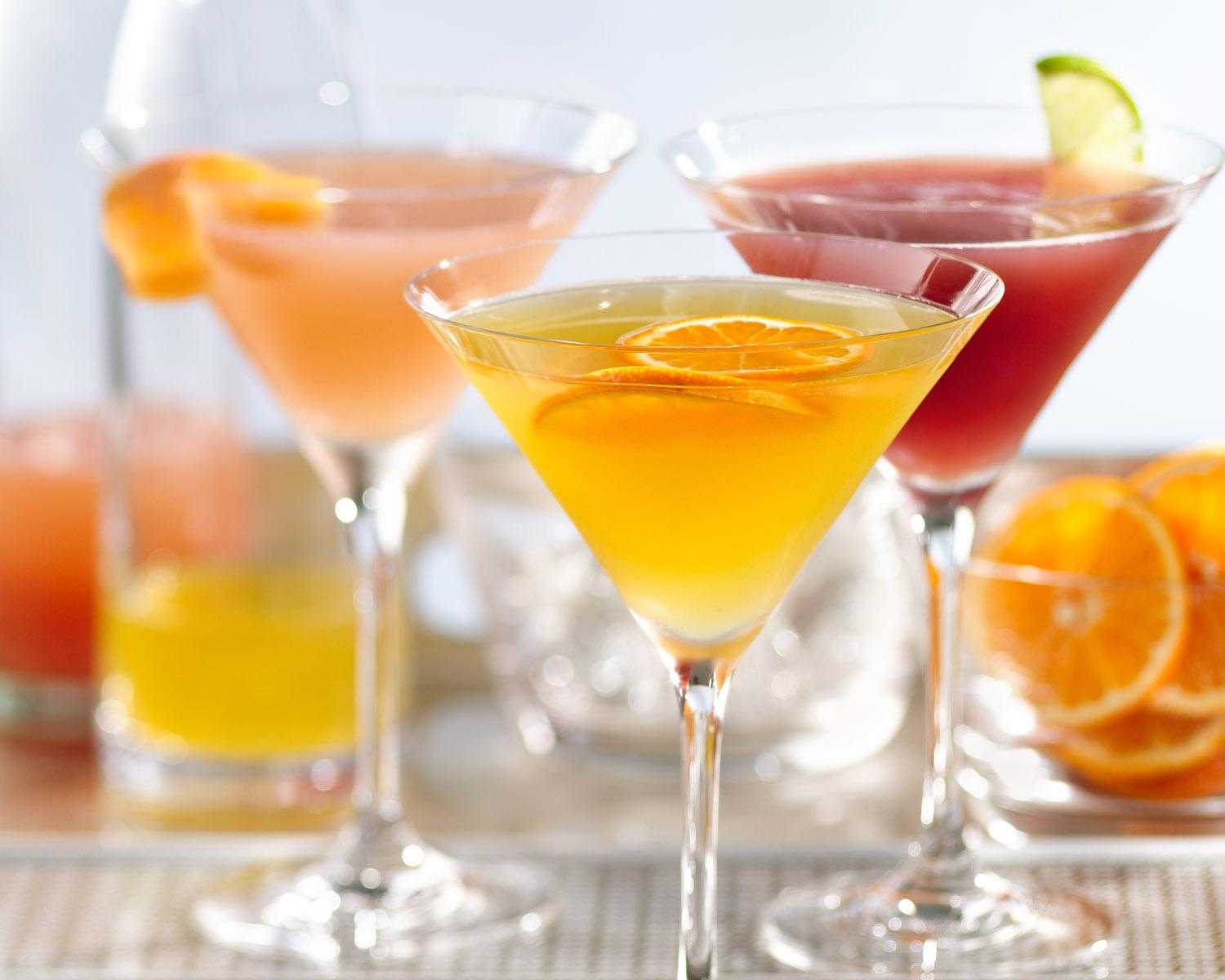 Что дополнит вкус мартини: с каким соком пьют вермут? рецепты лучших коктейлей и рекомендации по приготовлению. с каким соком пьют мартини?