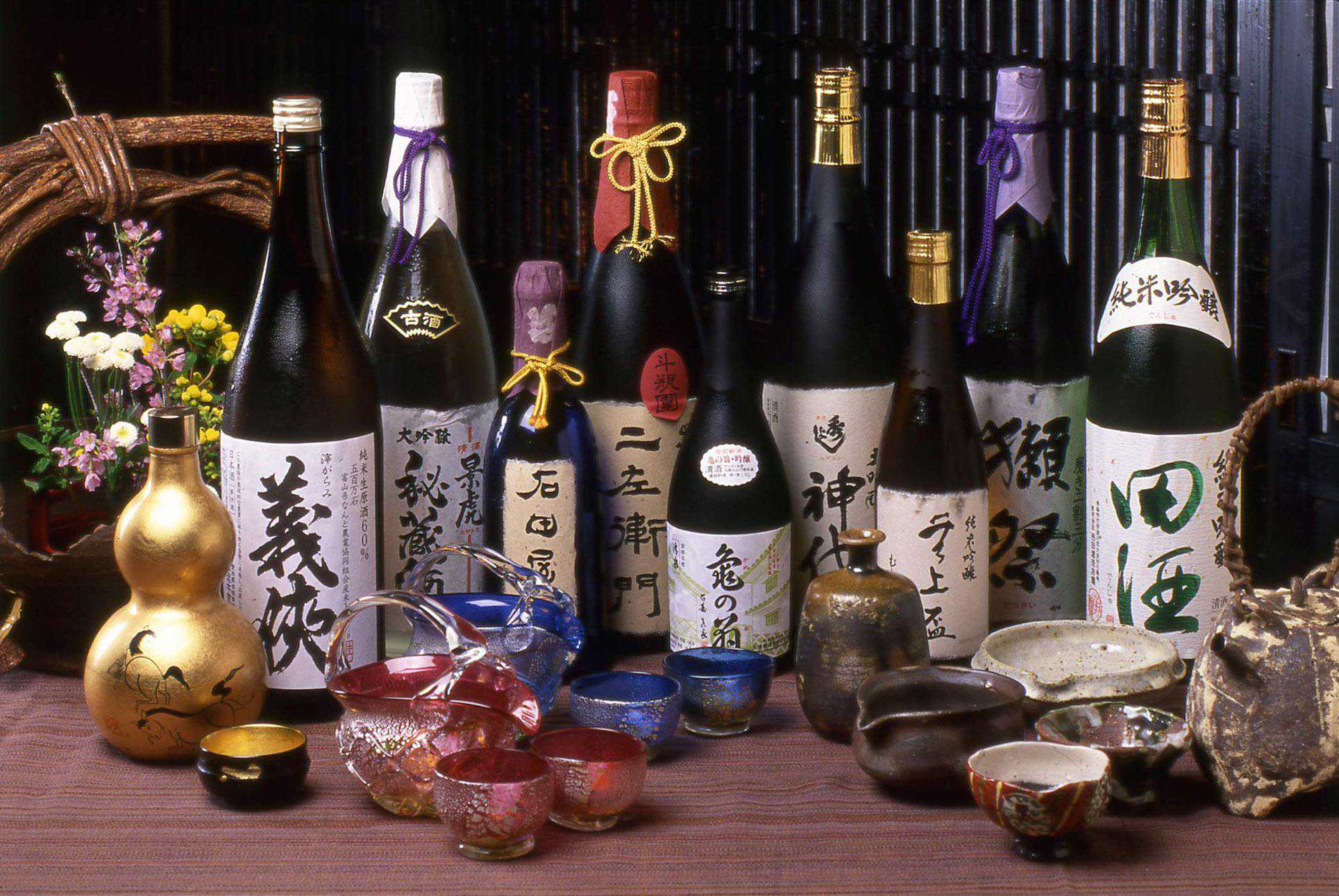 Что такое саке: правда о традиционной японской выпивке, которую вы не ожидали услышать (7 фото)