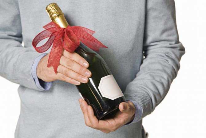 Дорогой алкоголь в подарок мужчине