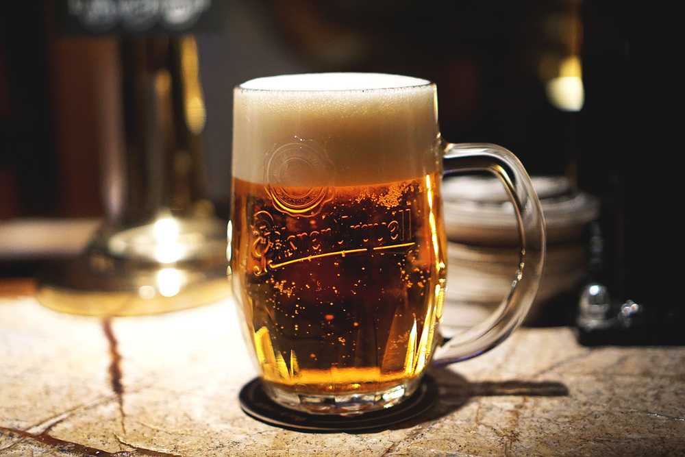 Пиво пилснер (pilsner) ‒ описание, история, виды, с чем сочетать