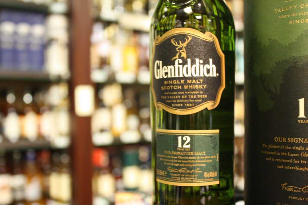 Односолодовый виски гленфиддик (glenfiddich) один из лучших в мире