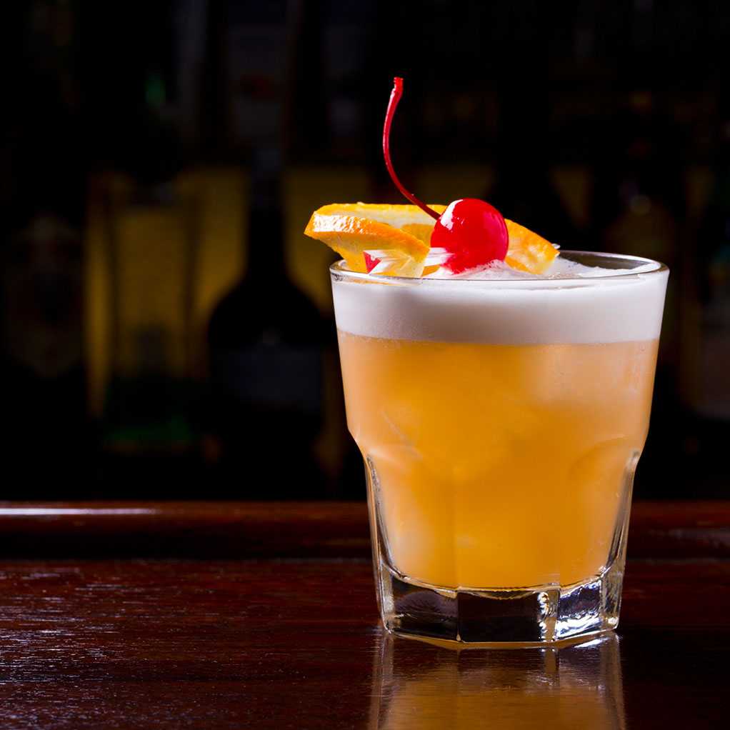 Виски с яблочным соком – особенности коктейля и оригинальный рецепт