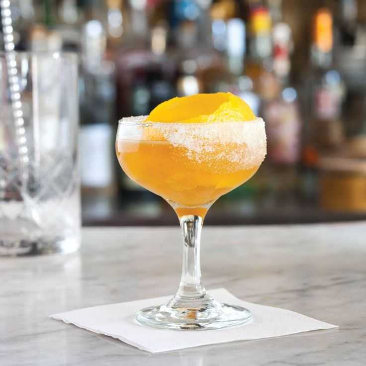 Трипл сек и 4 ярких коктейля на основе ликера – как правильно пить