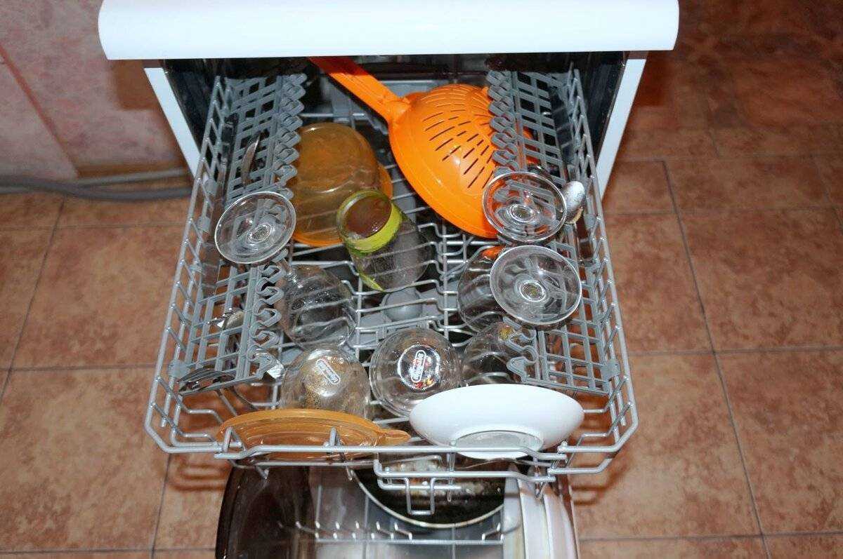 Можно ли мыть хрусталь в посудомоечной машине: рекомендации по уходу и 5 средств