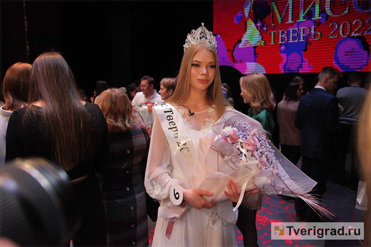 Интервью с победительницами конкурса miss sapphire world