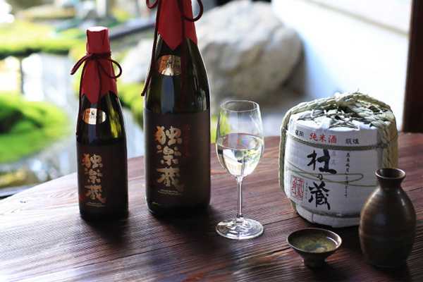 Как правильно пить сакэ? | nippon.com