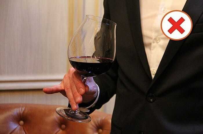 Как дегустировать вино правильно и понять все тонкости