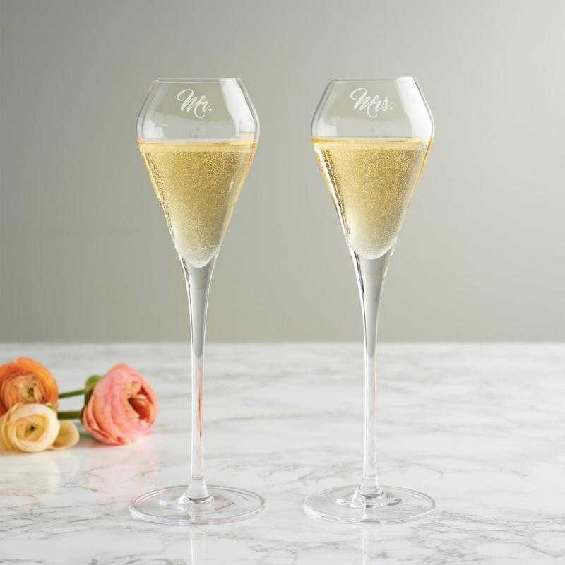 Разновидности бокалов для шампанского: особенности выбора
