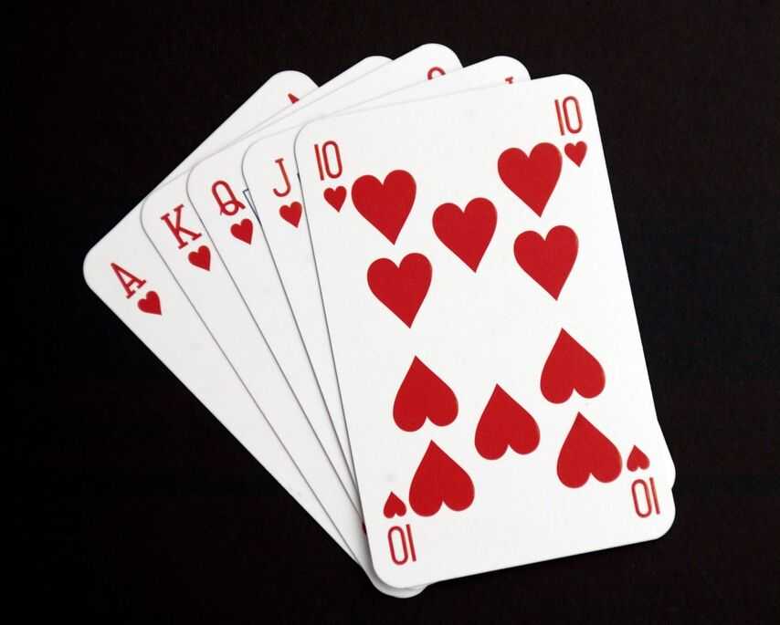 Флеш рояль (flash royal) в покере — что означает комбинация, вероятность ее выпадения